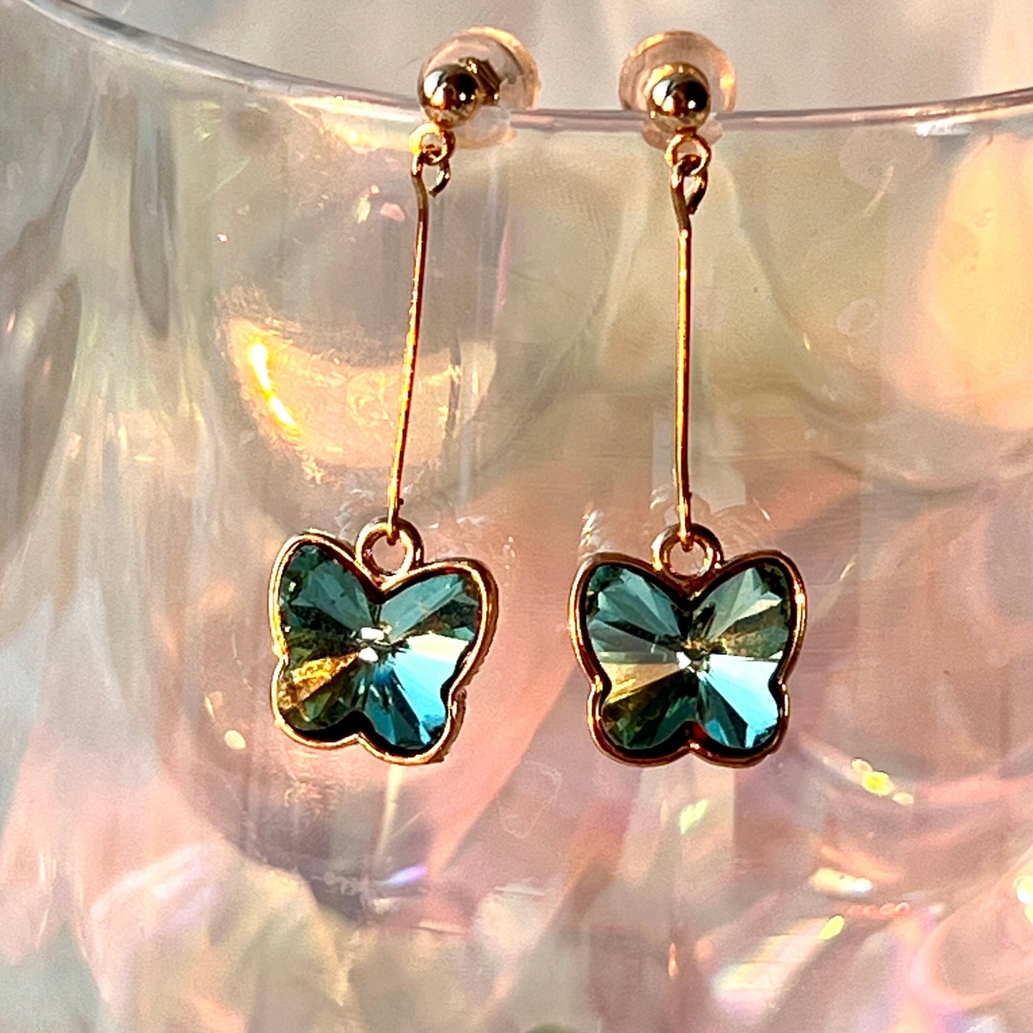 Handmade Earrings/Vintage-Style Zircon Earrings/14k Gold Shape Vintage Mesh/Gold Necklace Stainless Steel Waterproof Anti tarnish Gold Jewelry/Microset/Zircon Gemstones/Diamond Earrings/ Heart Jewelry/ Princess Collection/ Anniversary Gift/ good luck gifts/gift for her