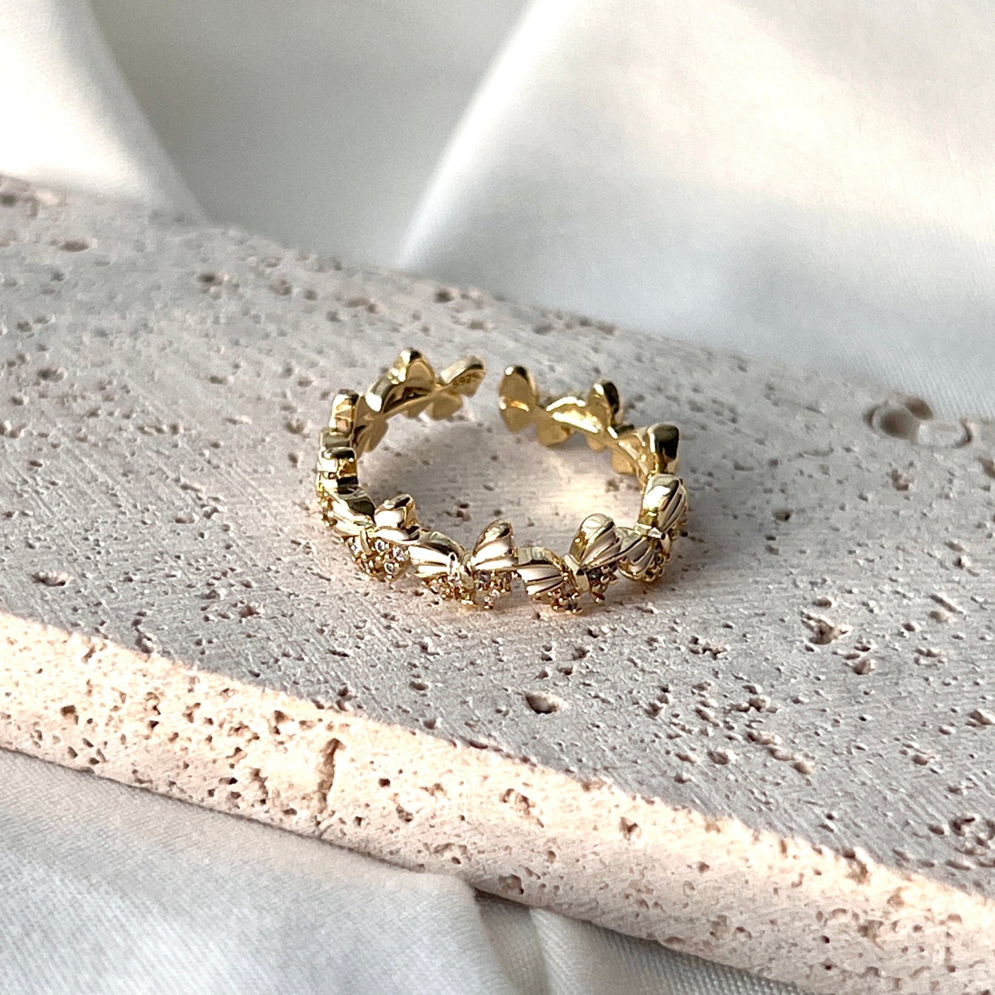 Handmade Ring/Vintage-Style Zircon Ring/925 silver Shape Vintage Mesh/Ring Stainless Steel Waterproof Anti tarnish Silver Jewelry/good luck gifts/gift for her/Microset/Zircon Gemstones/Diamond Ring/ love Jewelry/ Princess Collection/ Anniversary Gift