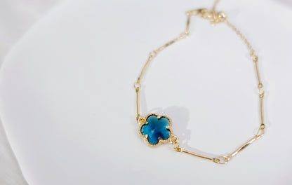 Lucky Charm Five-Petaled Flower Motif Bracelet