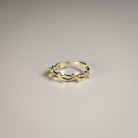 Gold Thorns Ring