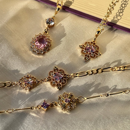 Handmade Necklace/Vintage-Style Zircon Necklace/14k Gold Shape Vintage Mesh/Gold Necklace Stainless Steel Waterproof Anti tarnish Gold Jewelry/good luck gifts/gift for her/Microset/Zircon Gemstones/Diamond Necklace/ Heart Jewelry/ Princess Collection/ Anniversary Gift