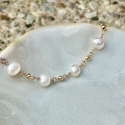 Handmade Natural Freshwater Pearl Bracelet/Genuine Pearl Bracelet/Dainty Pearl Bracelet Twisted Pearl/ Beaded Pearl/Bridesmaid gift/Real pearl Bracelet/Gift for her