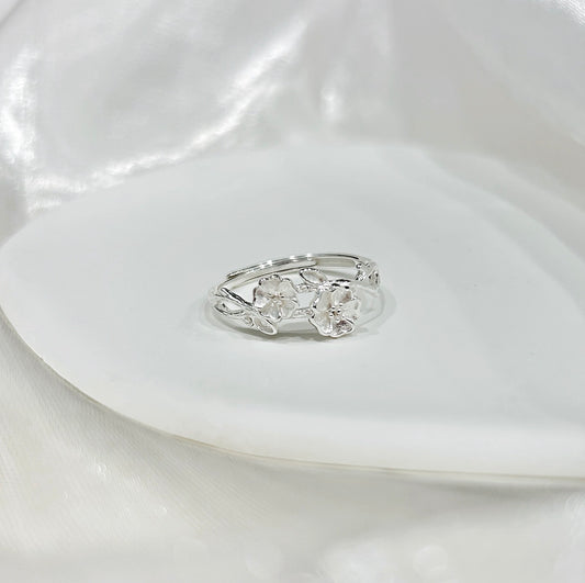 Plum Blossom Fragrance from Bitter Cold Ring